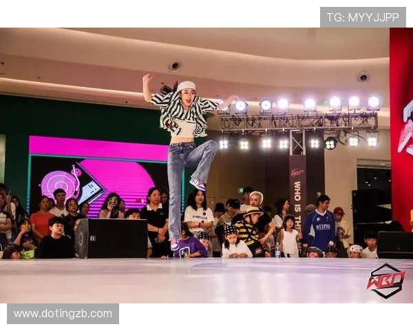 重庆街舞队荣登全国耐力排行榜第十名展现青春活力与拼搏精神