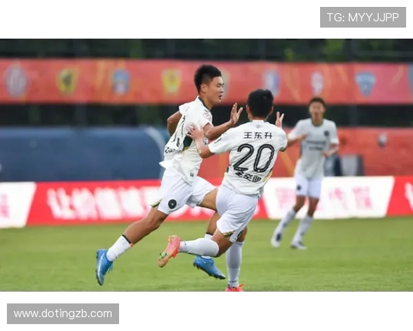 成都网球队以92分稳居联赛积分榜首位争冠形势一片大好